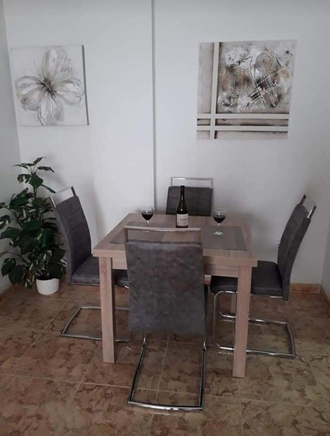 Apartment La Loma Best Торевиеха Екстериор снимка